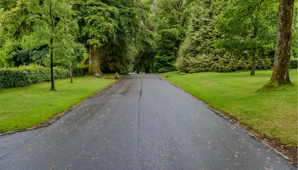 Do Paver Driveways Last Longer Than Asphalt Driveways?